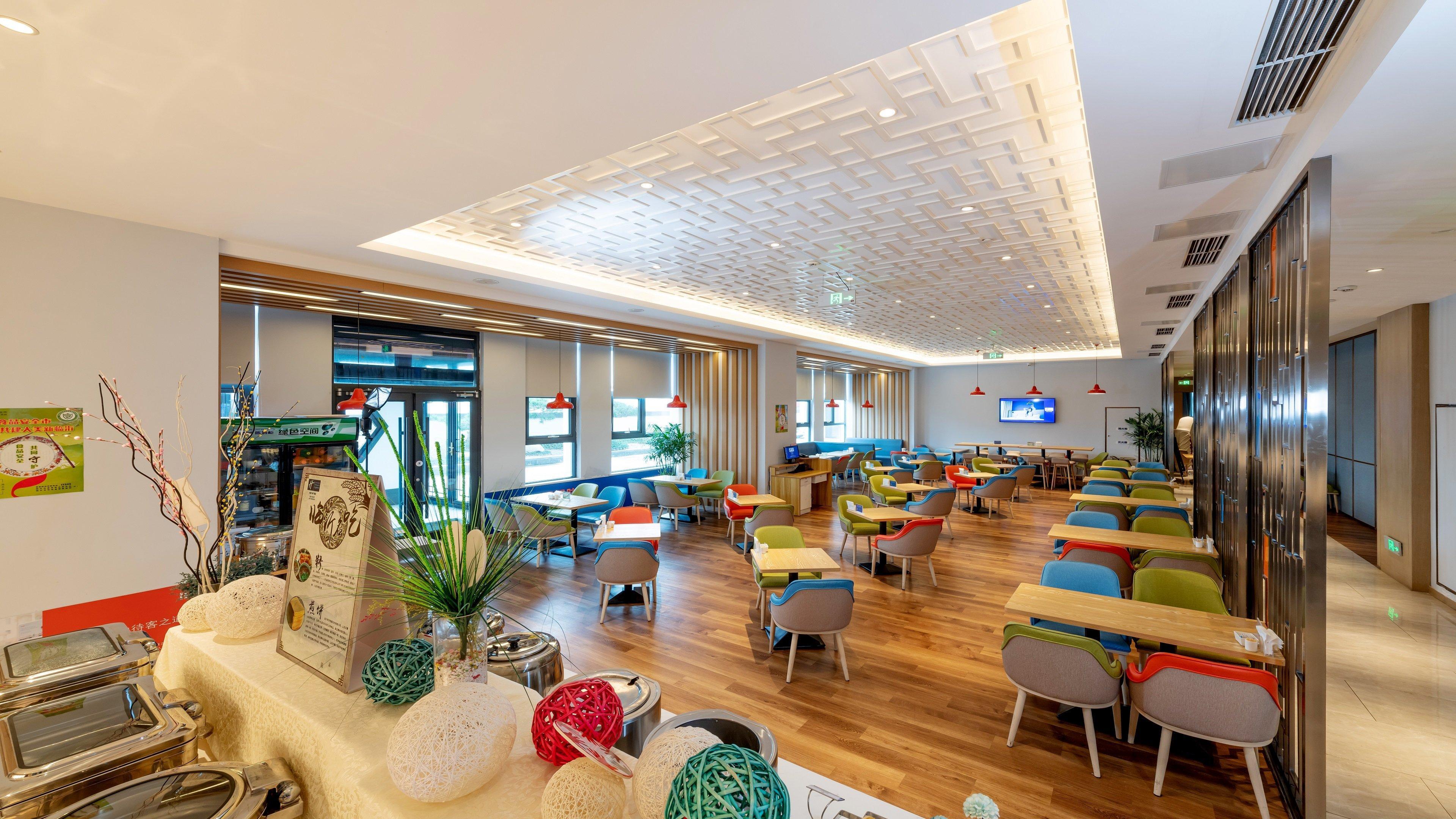 Holiday Inn Express Linyi Riverside By Ihg Zewnętrze zdjęcie