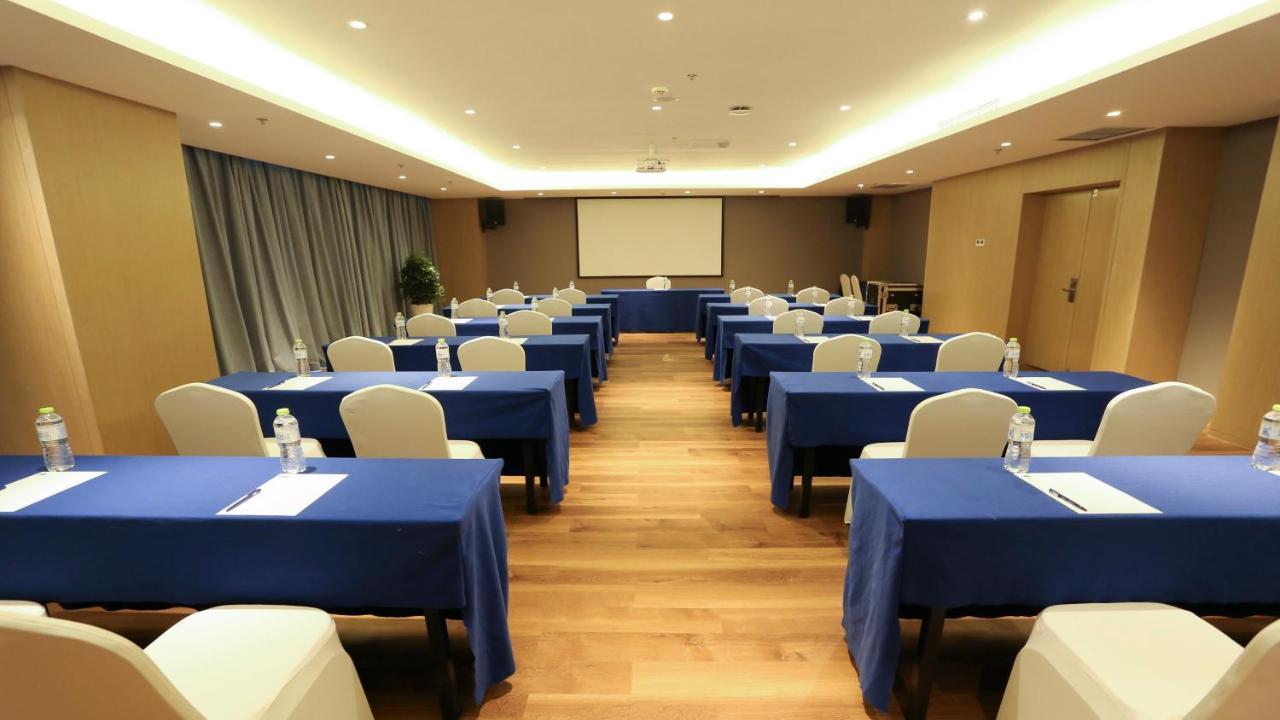 Holiday Inn Express Linyi Riverside By Ihg Zewnętrze zdjęcie